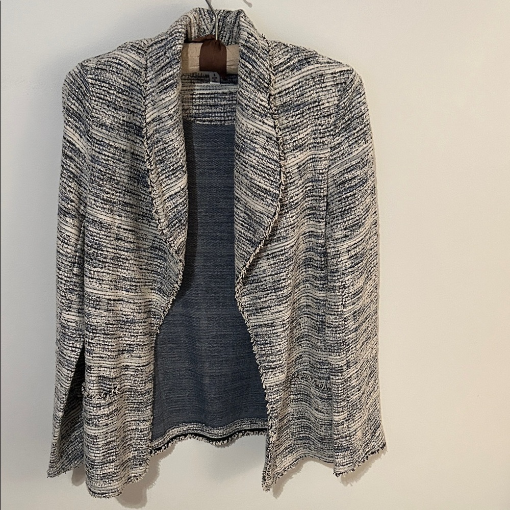 Max Studio Textured Jacket in Black and White